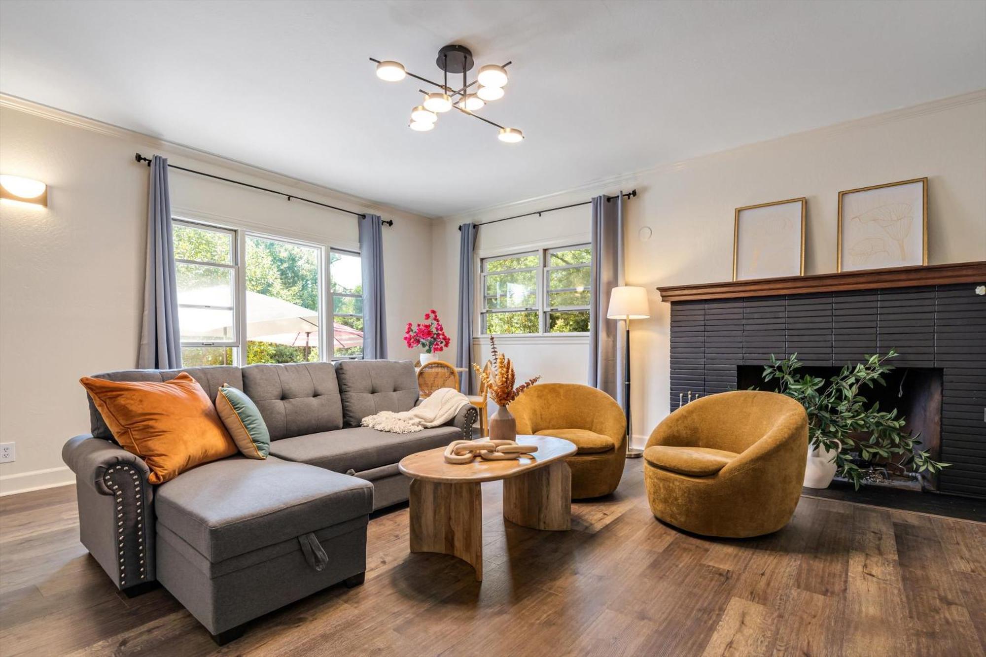 Bed & Breakfast Cinnamon Bear Creekside 3*
