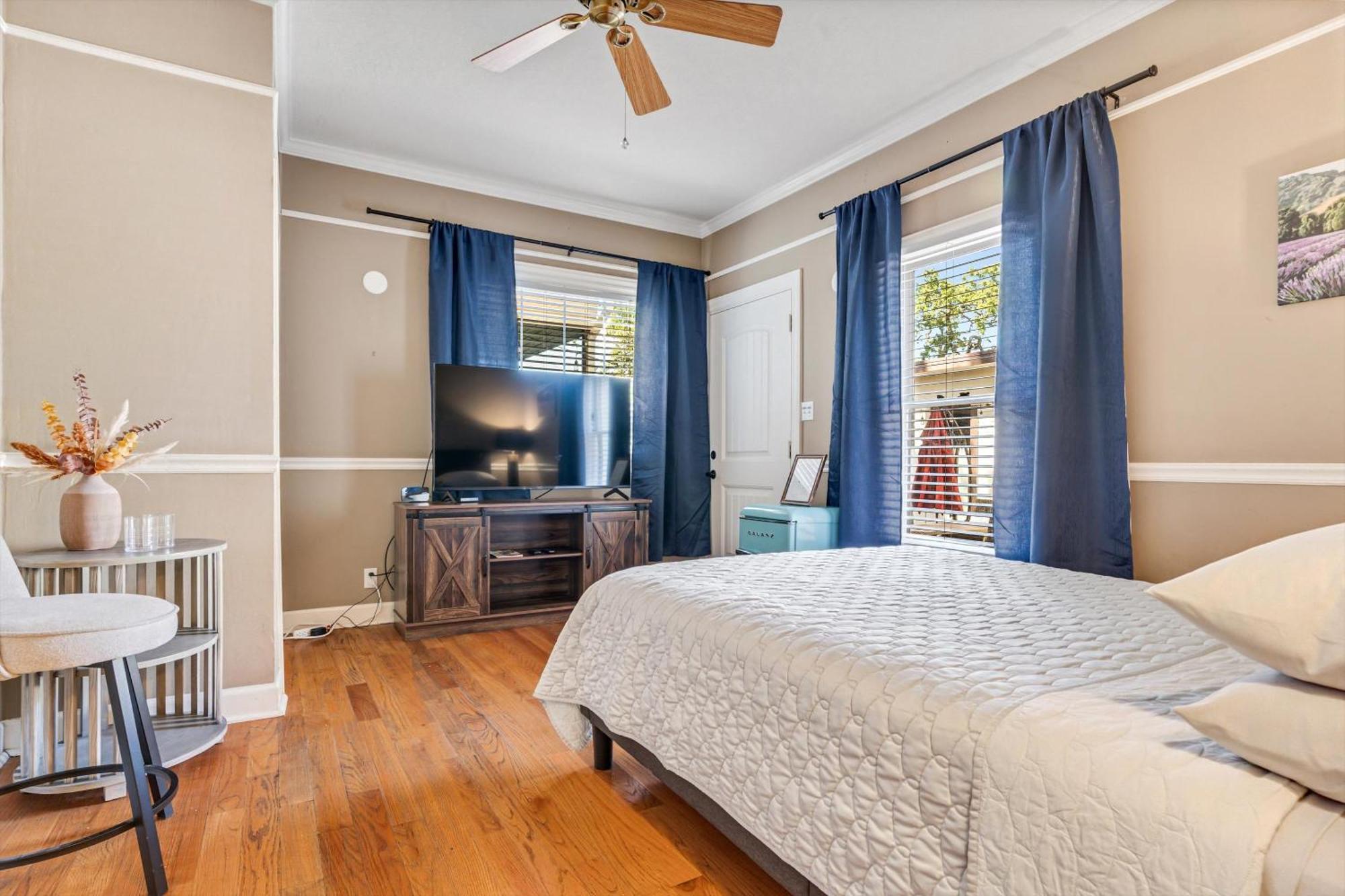 Cinnamon Bear Creekside Bed & Breakfast 3*